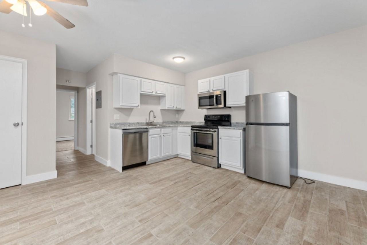 245 S 2nd St #11 - Photo 7 of 22