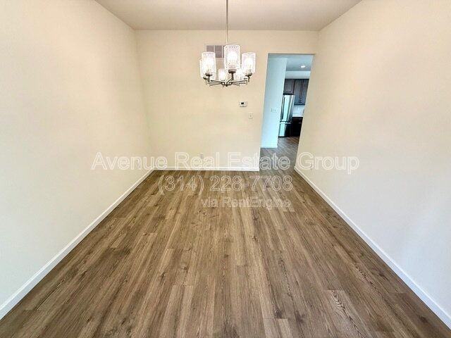 713 Crested Point Dr - Photo 4 of 20