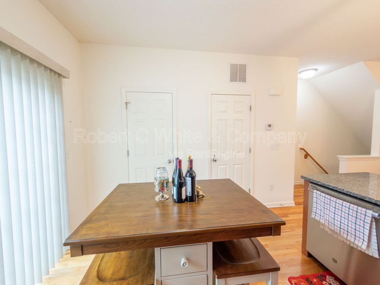 219 Pepin Pl - Photo 7 of 20