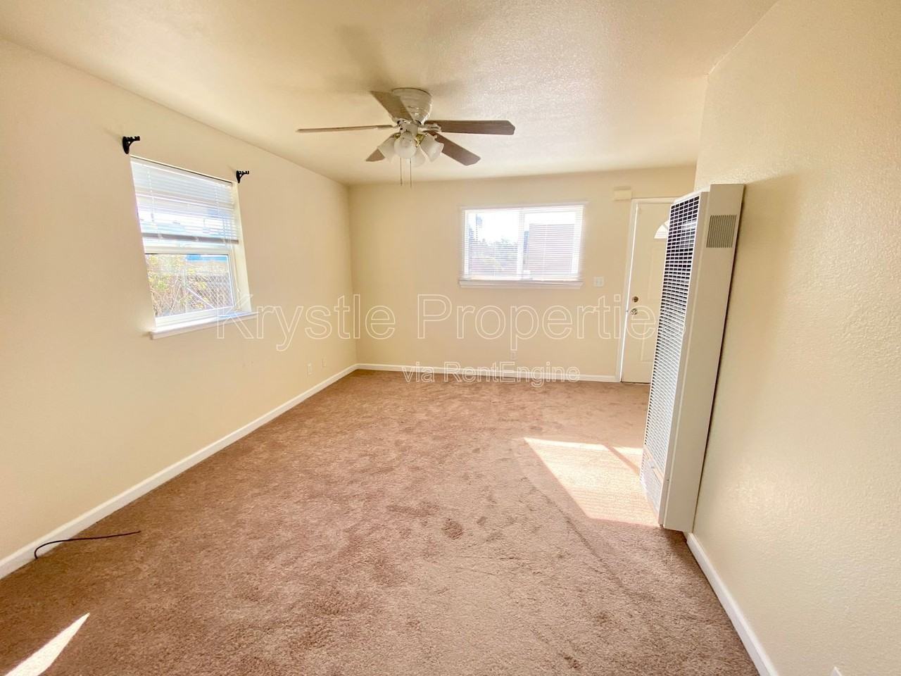 544 Porter St - Photo 6 of 19