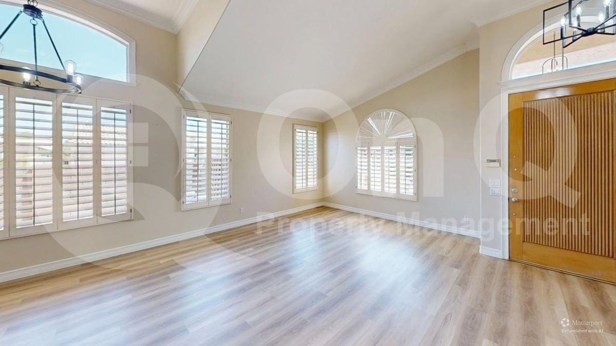 2962 S Yucca St - Photo 5 of 22