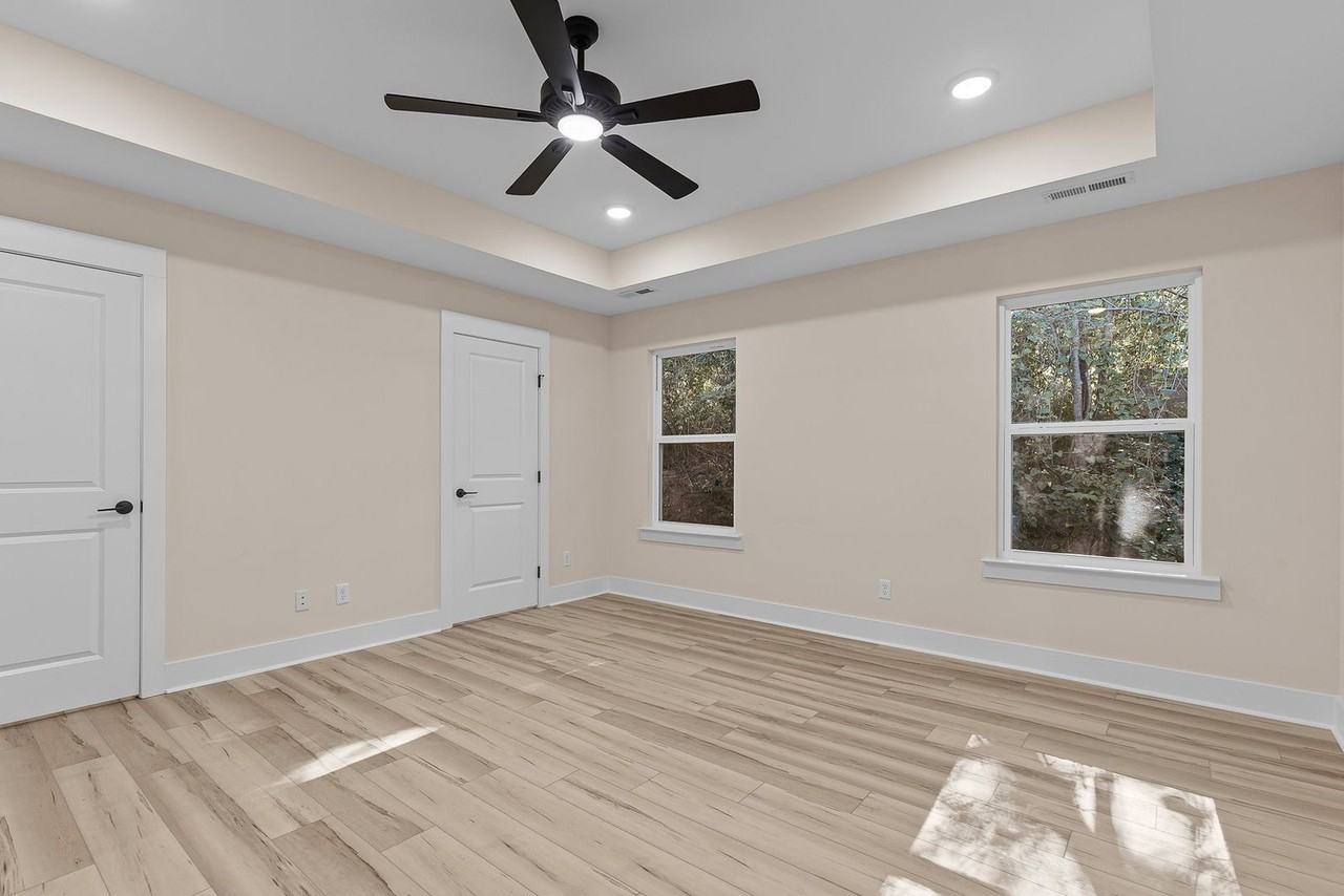 432 Wayne Ave #432 - Photo 6 of 15