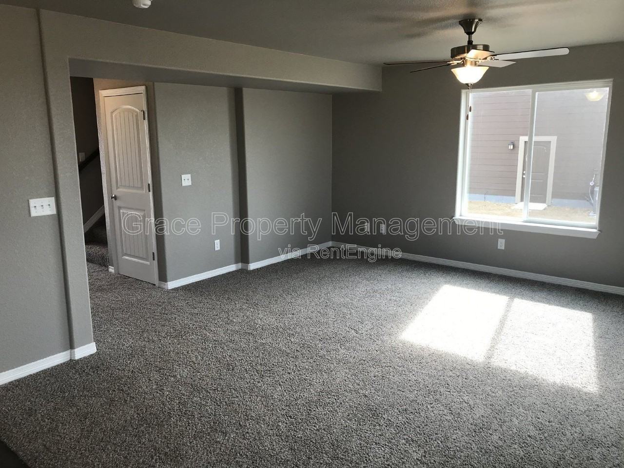 2063 Tabor St - Photo 2 of 14