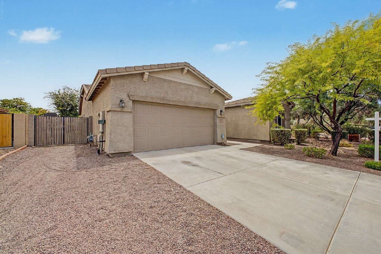 17875 W Westpark Blvd - Photo 2 of 34