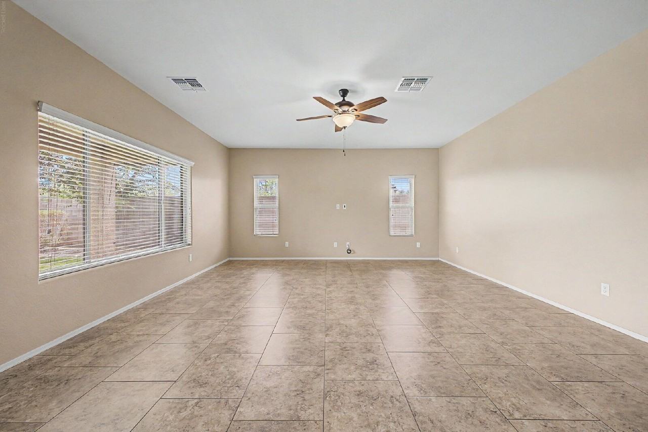 17875 W Westpark Blvd - Photo 5 of 34