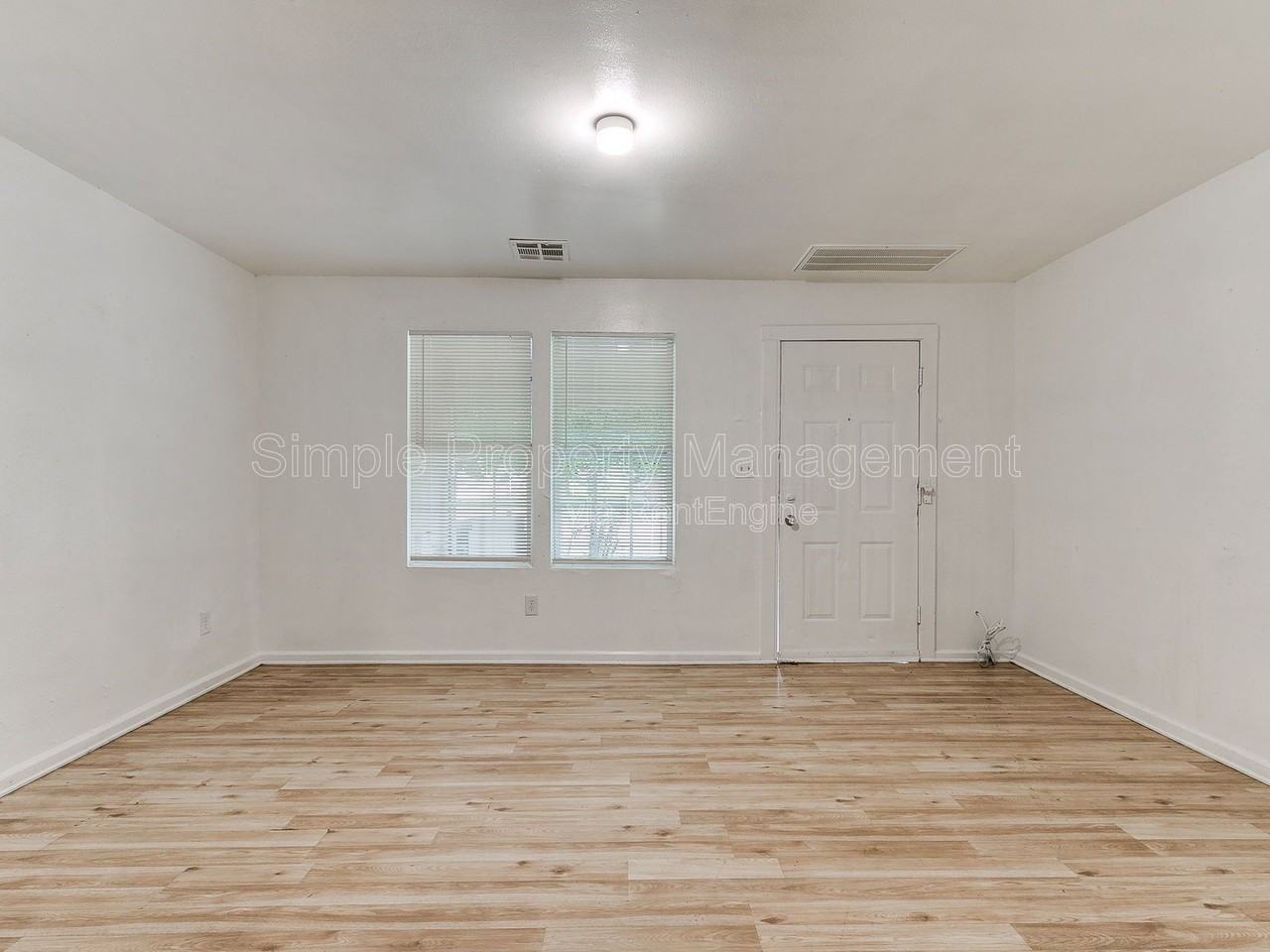2301 Sw 24th St #2 - Photo 2 of 14