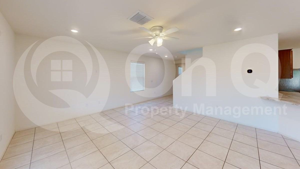 8811 E Stone Meadow Cir - Photo 6 of 25