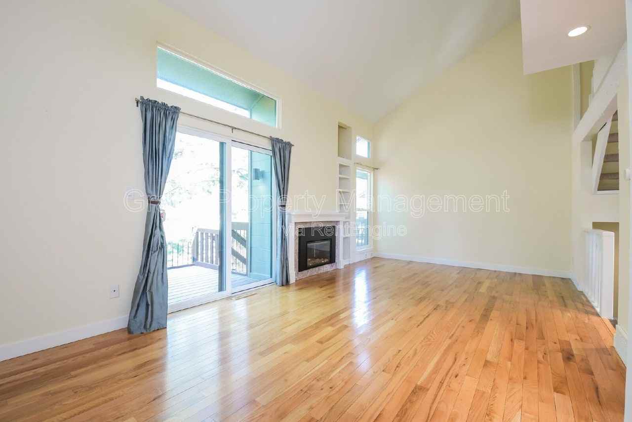 4608 Greenbriar Ct - Photo 7 of 22