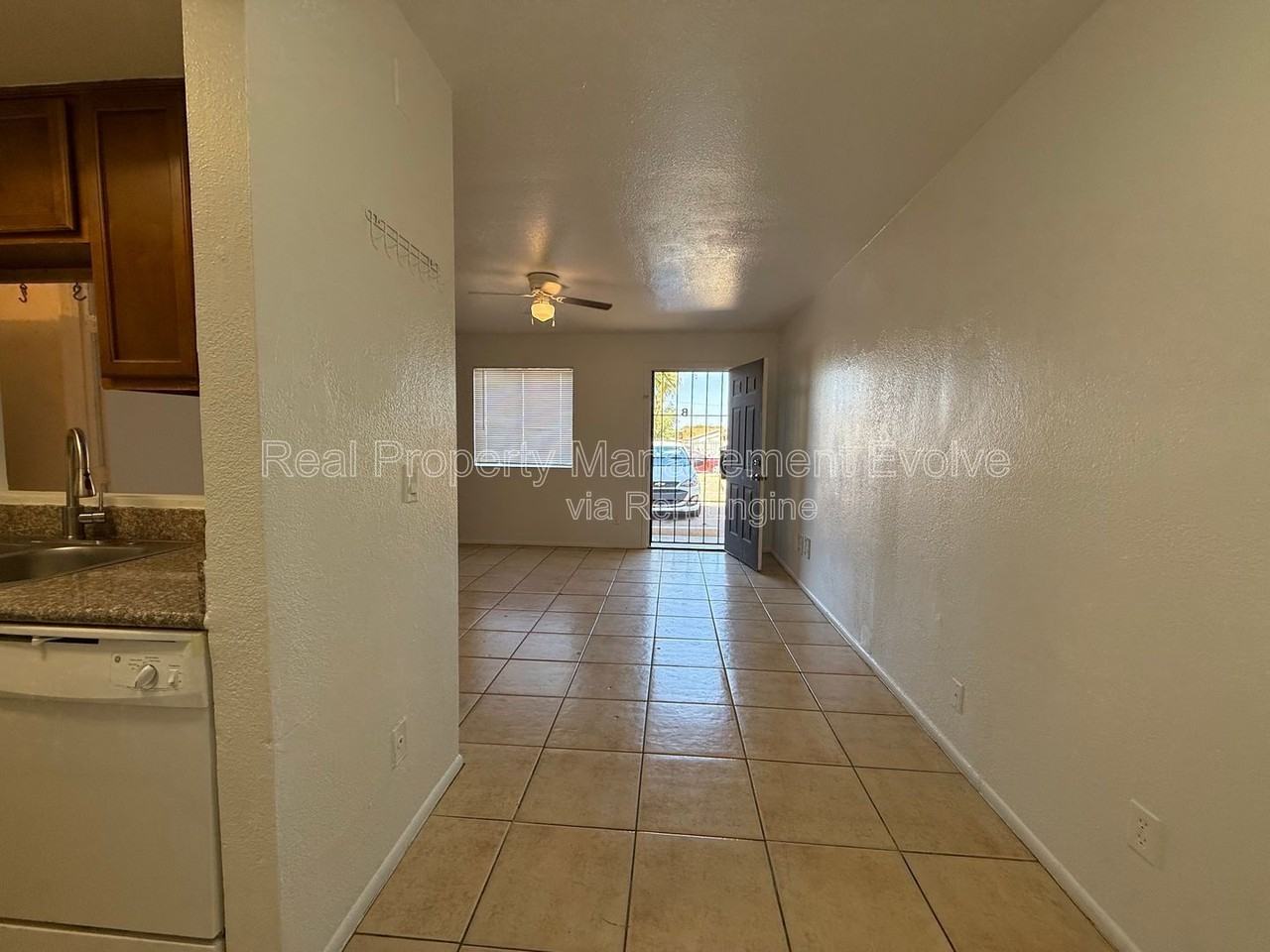 8821 N 2nd St #B - Photo 7 of 15