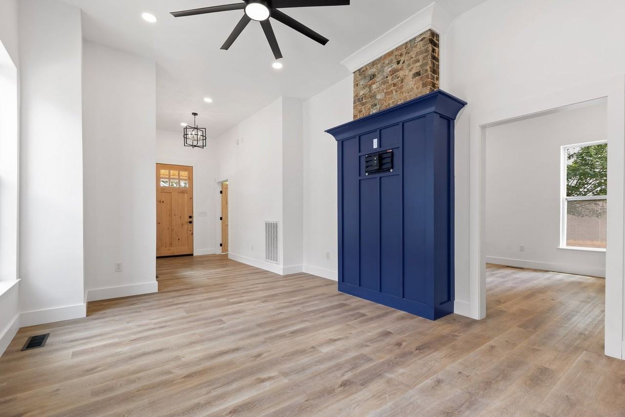 1704 Bailey Ave - Photo 5 of 19