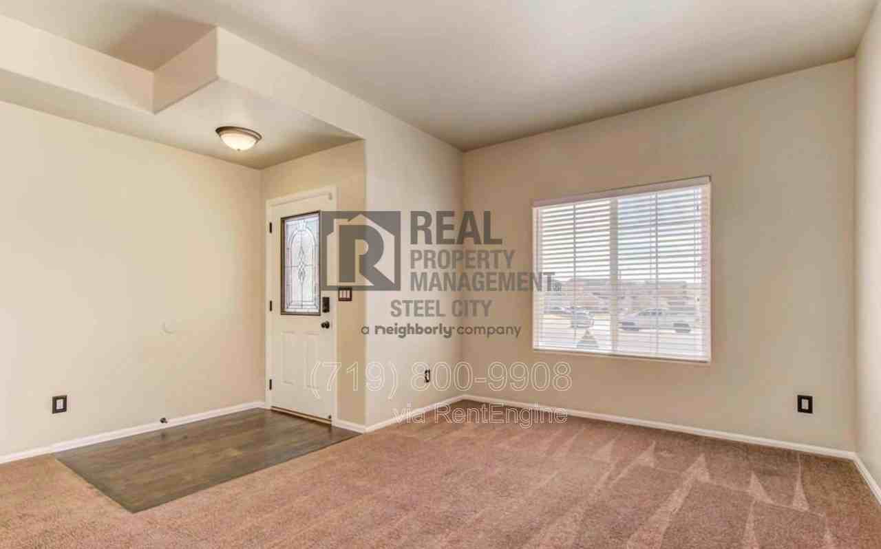 5154 Goldking Rd - Photo 5 of 14