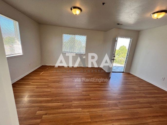 4990 W 4850 S #31-31 - Photo 5 of 23