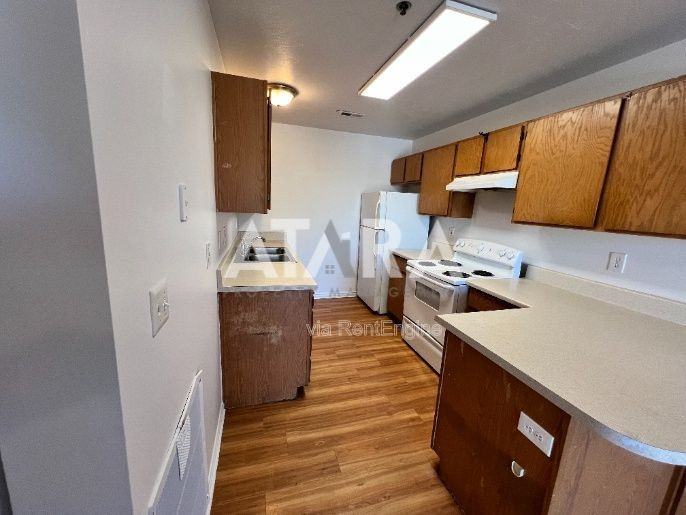 4990 W 4850 S #31-31 - Photo 7 of 23