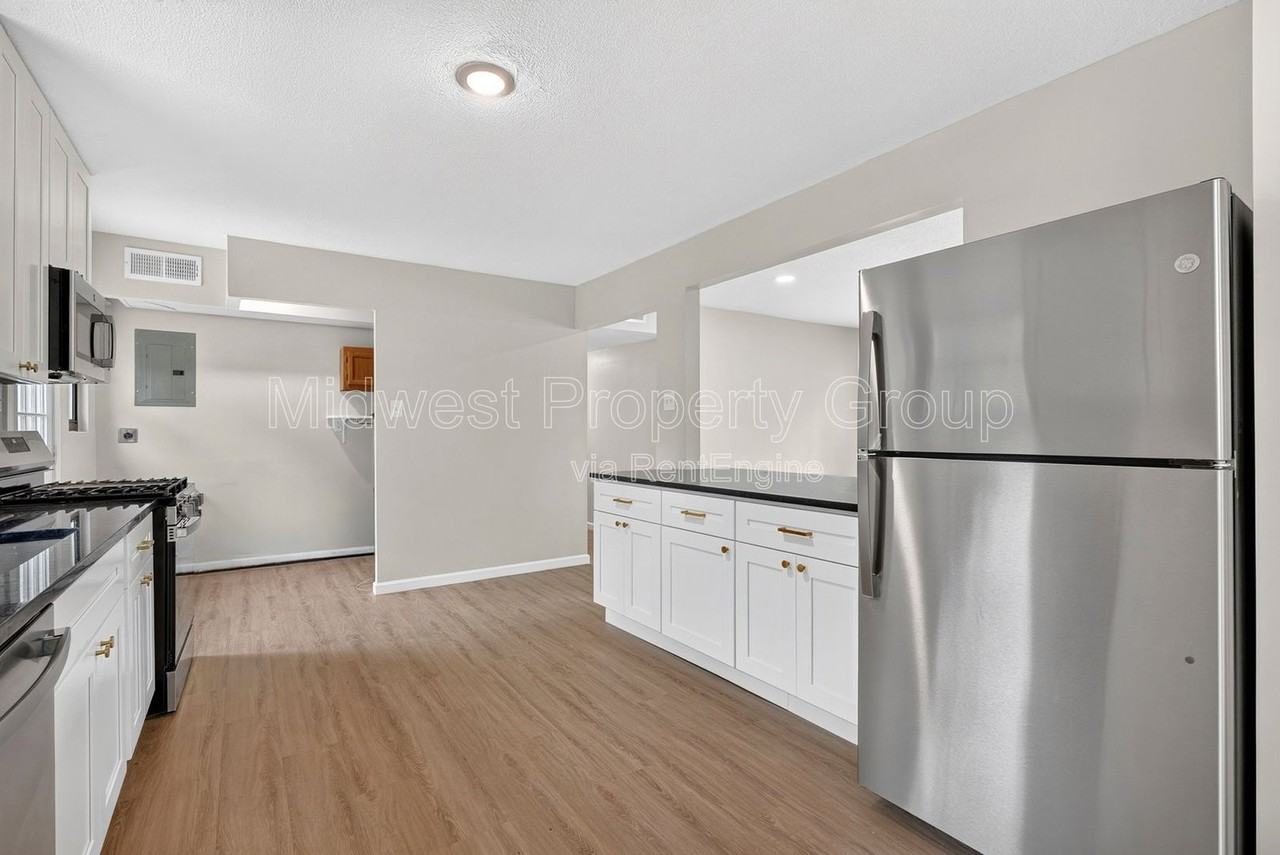 216 Allen Dr - Photo 6 of 20