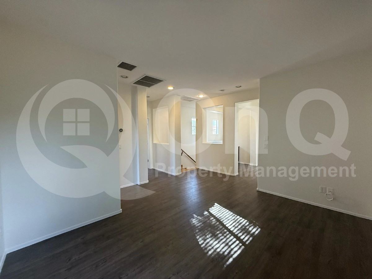 1104 E Gail Dr - Photo 7 of 27