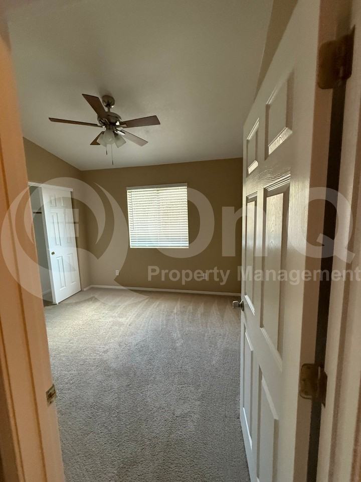 3343 S Sun Splash Dr - Photo 6 of 42