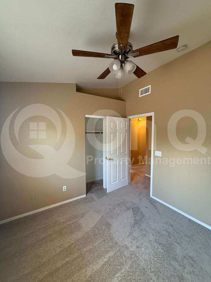 3343 S Sun Splash Dr - Photo 7 of 42