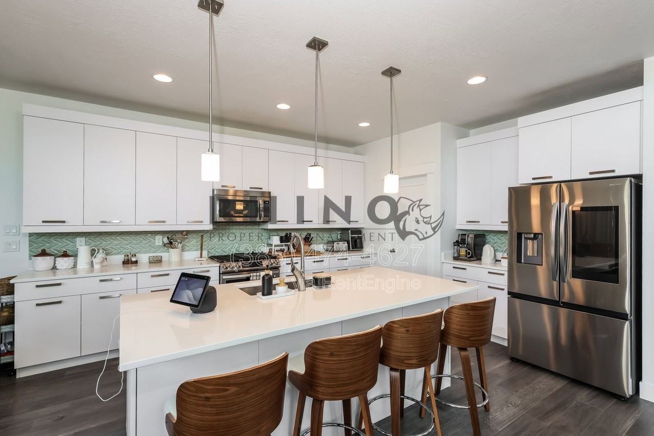 4187 N 900 W - Photo 2 of 30