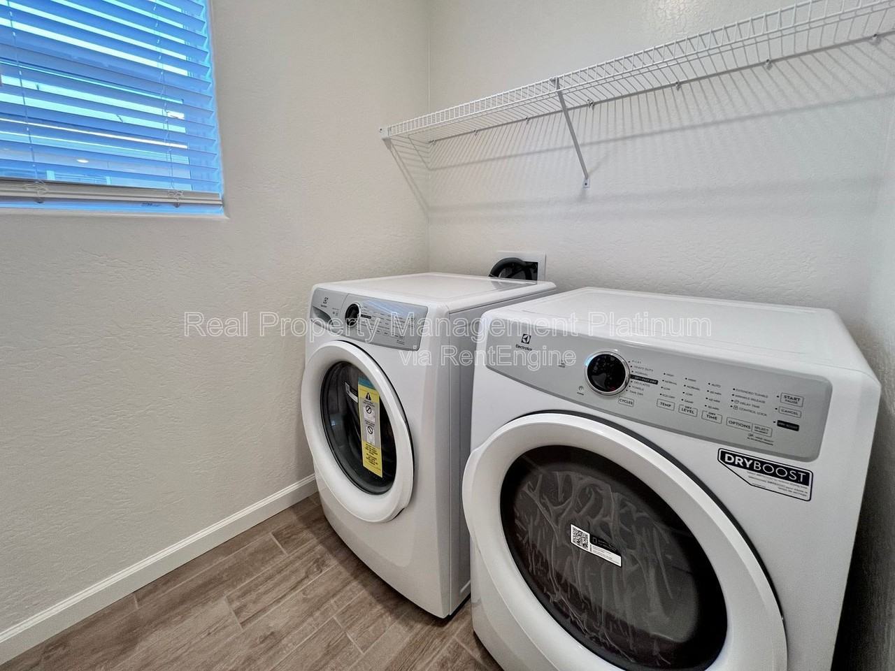 2059 N Wagon Ln - Photo 6 of 24