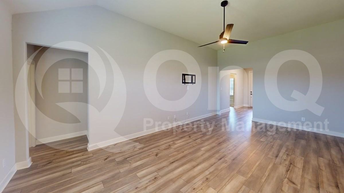 904 Emerson Dr - Photo 7 of 23