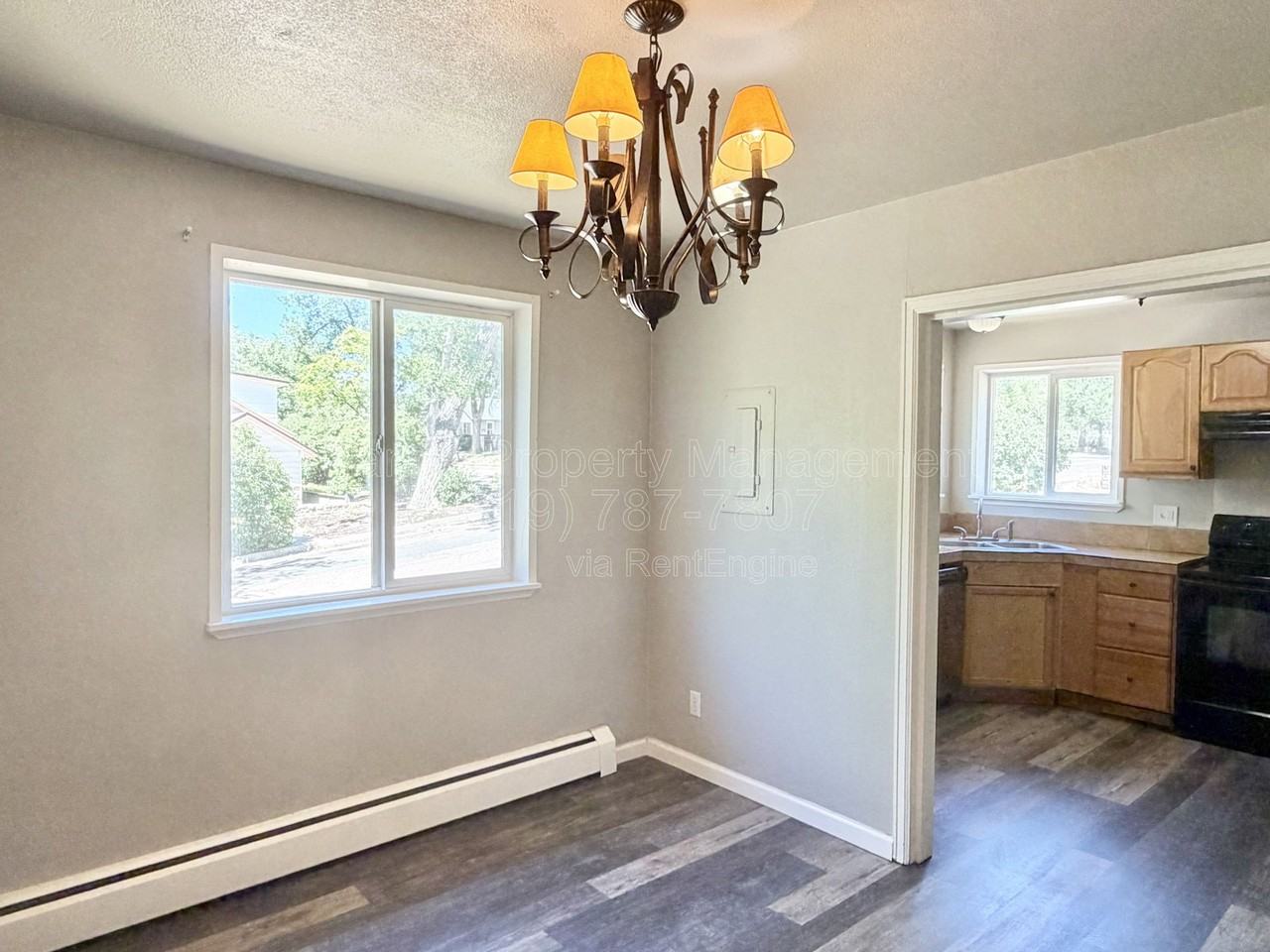 2528 Tremont St - Photo 3 of 19