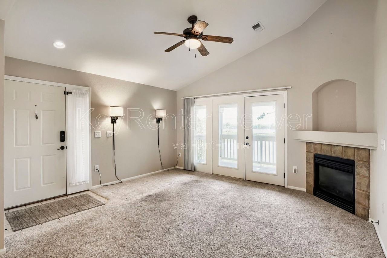 4385 S Balsam St #3-202 - Photo 4 of 20
