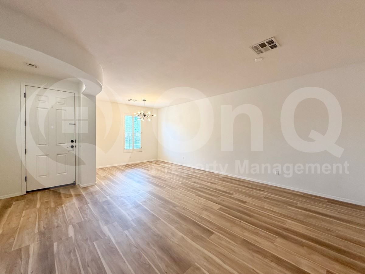 2848 E Fandango Dr - Photo 7 of 30