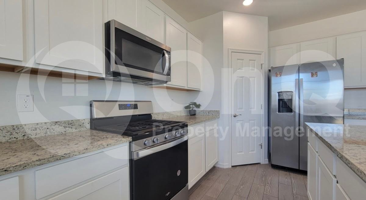 10838 W Marguerite Ave - Photo 4 of 8