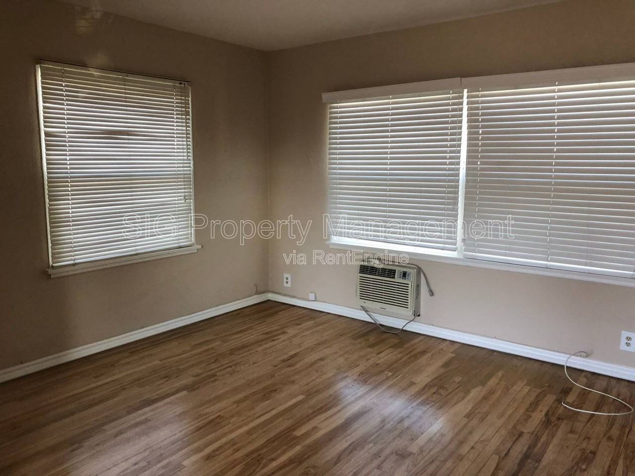 709 S Louise St #A - Photo 3 of 10