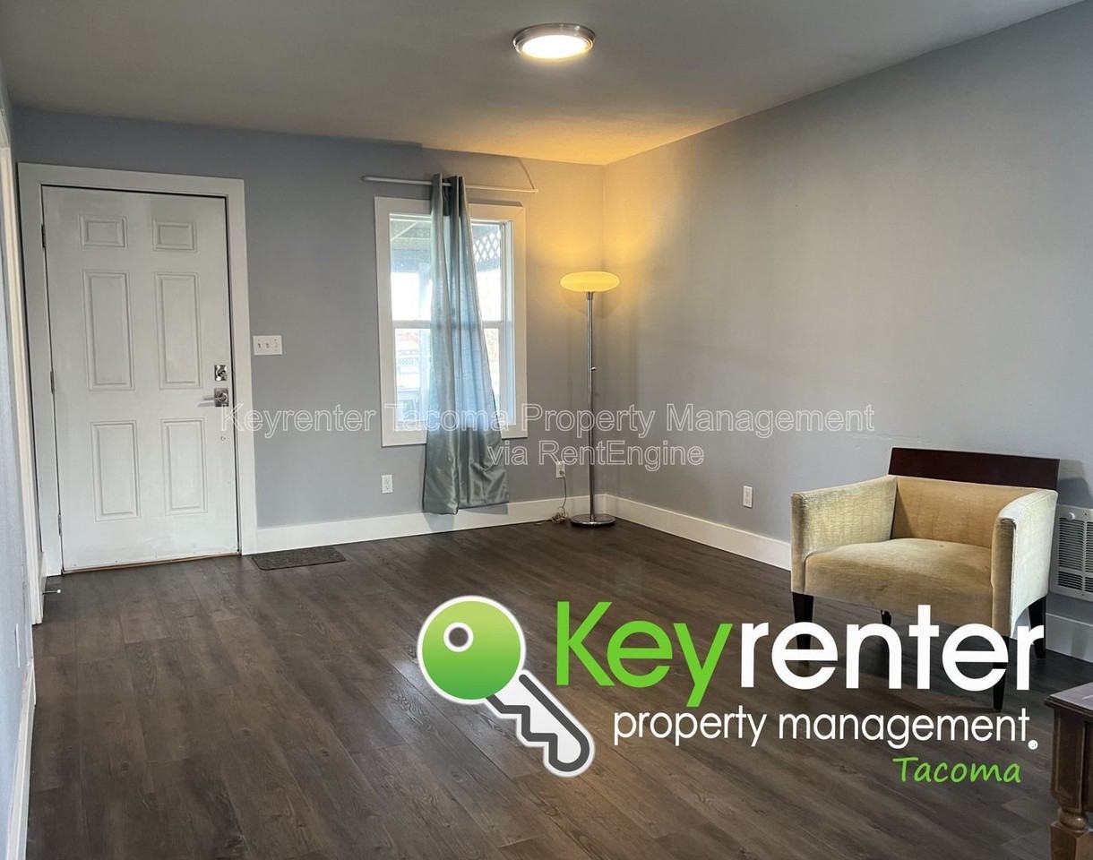 4803 S Oakes St - Photo 2 of 18