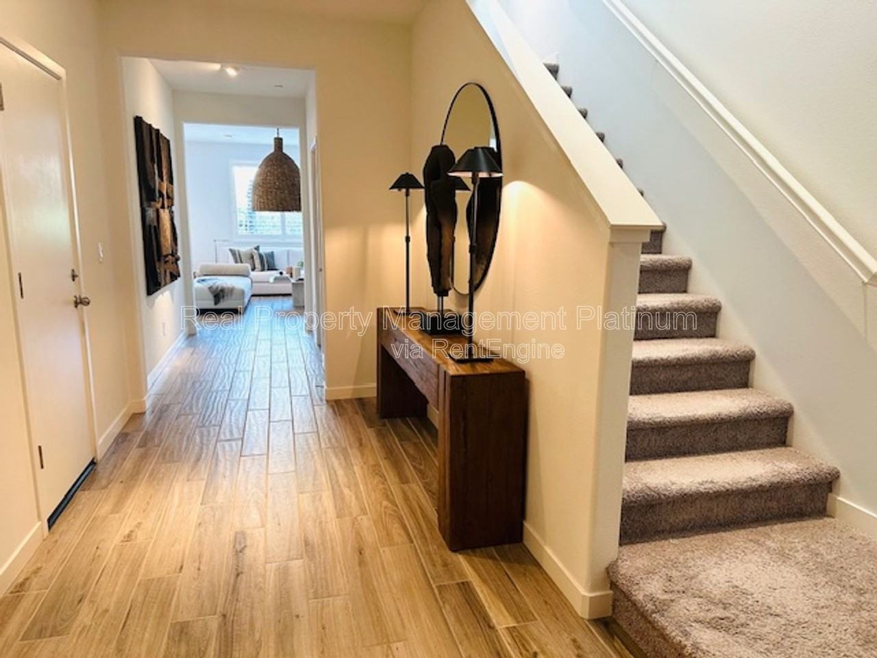 837 Soledad Ave - Photo 3 of 22