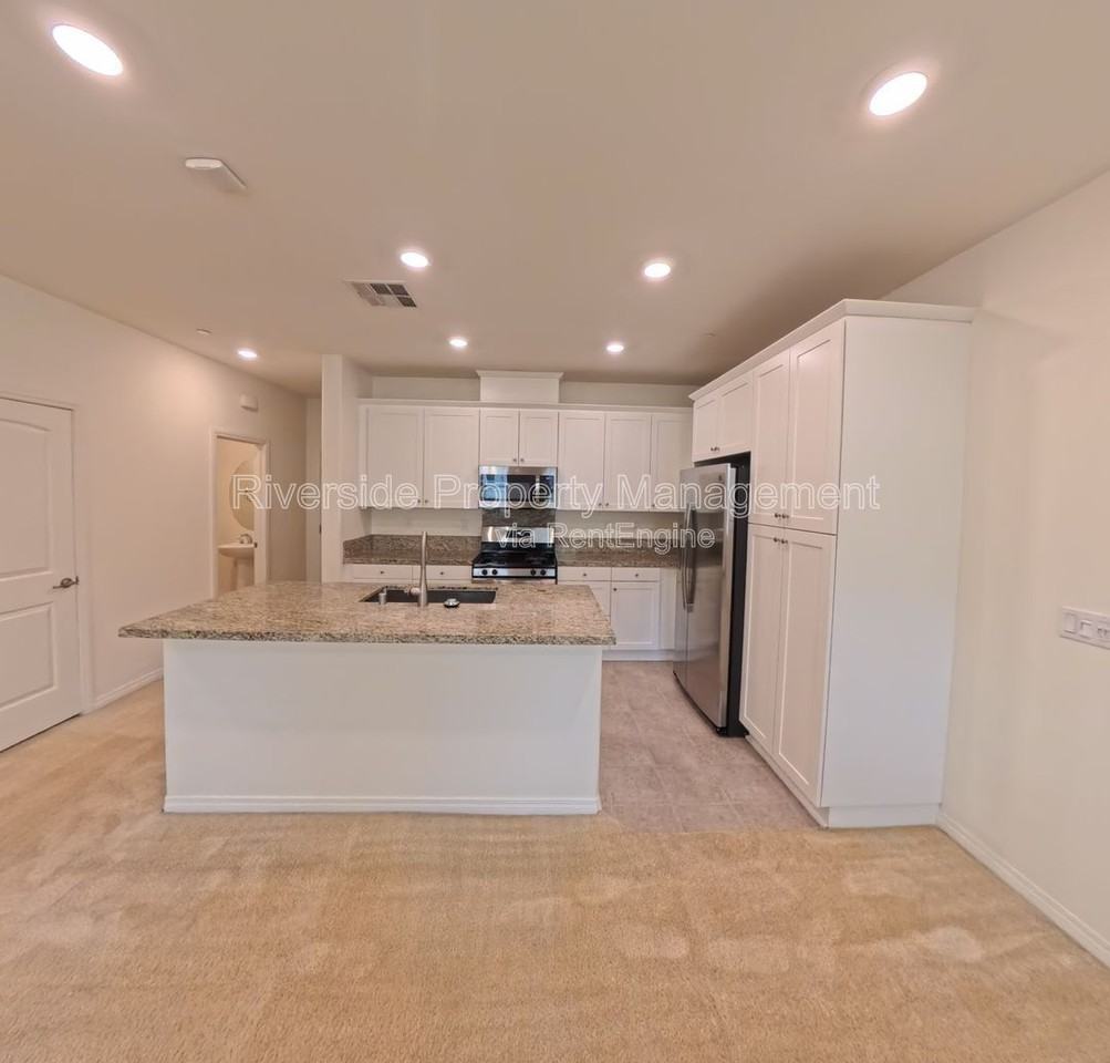 14552 Sienna Pl - Photo 7 of 38