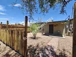 featured image of 619 S Highland Ave