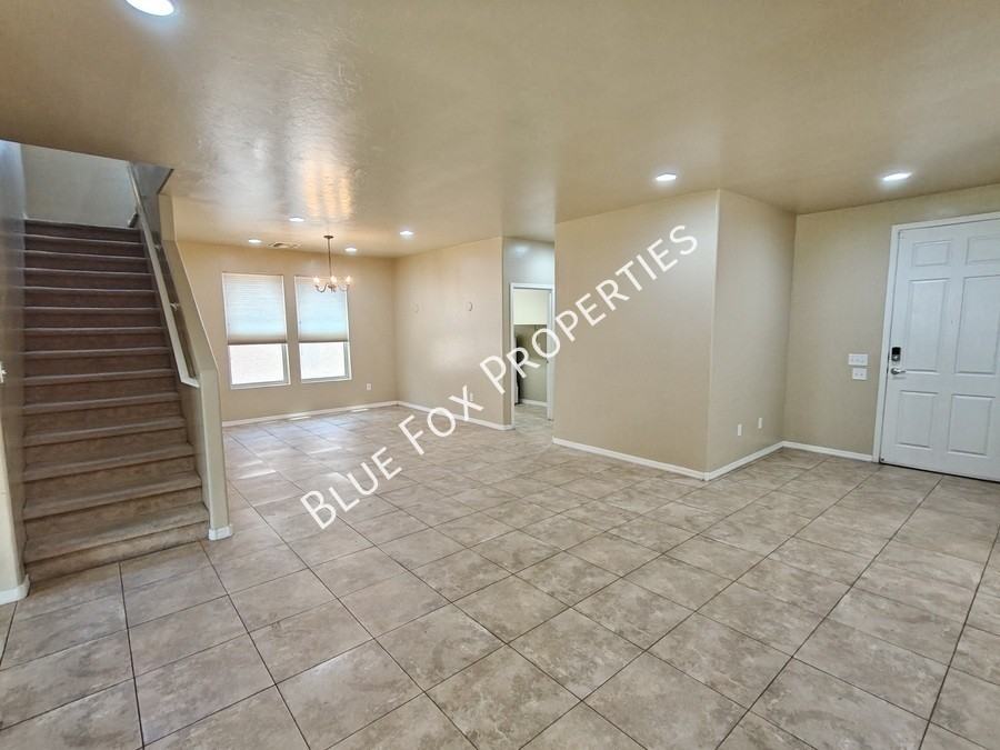 5874 N Dartwhite Dr - Photo 3 of 38