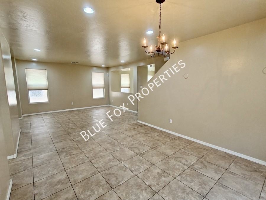 5874 N Dartwhite Dr - Photo 6 of 38