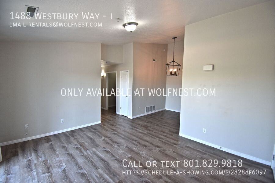 1488 Westbury Way #I - Photo 3 of 21