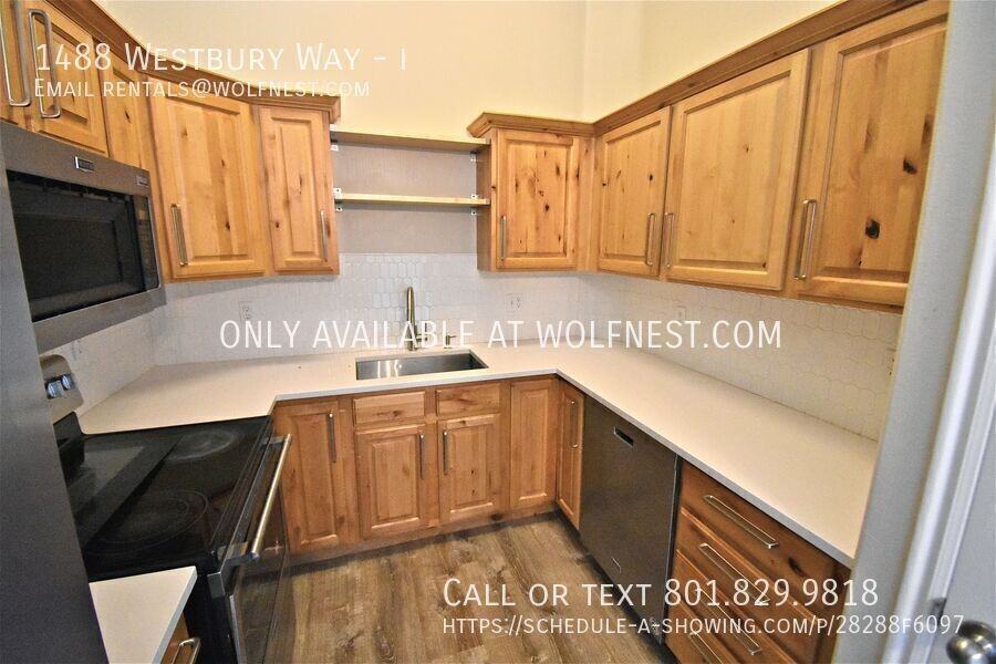 1488 Westbury Way #I - Photo 6 of 21