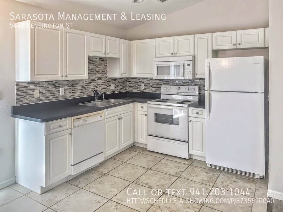 5440 Kensington St - Photo 4 of 10