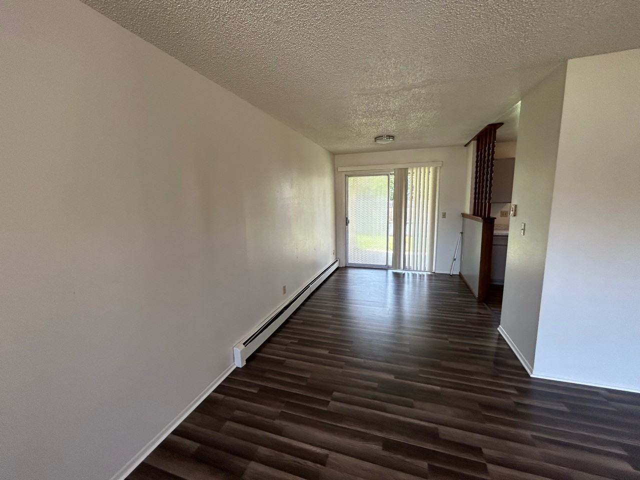 441 Independent Ave #3 - Photo 5 of 17