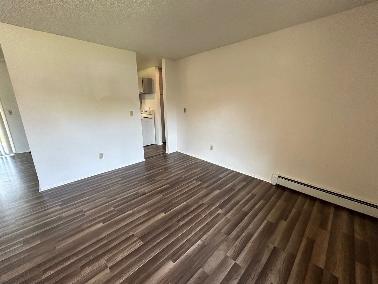 441 Independent Ave #3 - Photo 6 of 17
