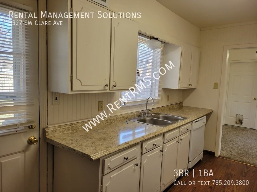 3527 Sw Clare Ave - Photo 4 of 17