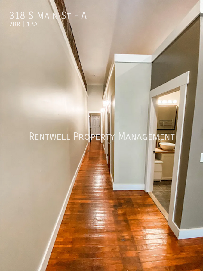 318 S Main St #A - Photo 4 of 13