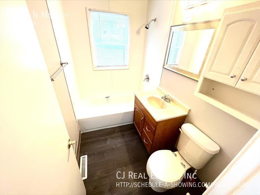 3208 N Mccoy St - Photo 7 of 7