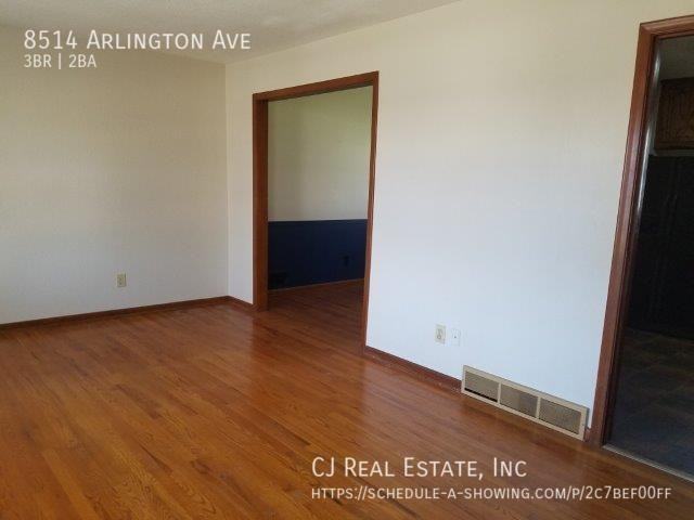 8514 Arlington Ave - Photo 2 of 11