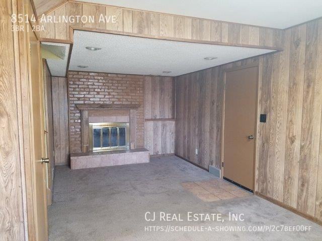 8514 Arlington Ave - Photo 5 of 11