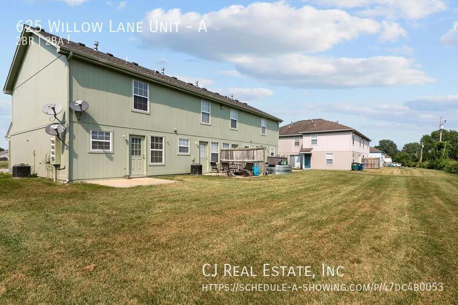 625 Willow Ln #A - Photo 2 of 2