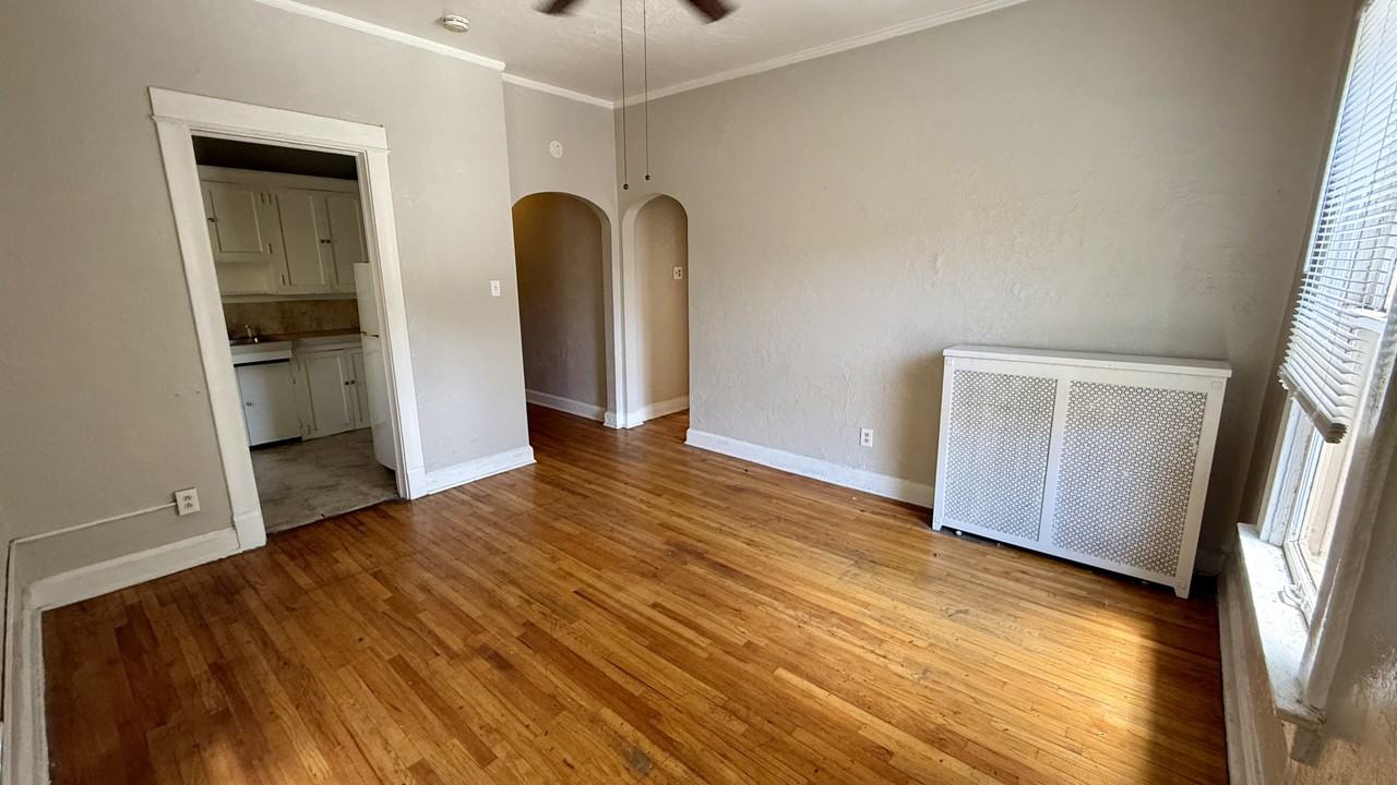 1601 E 14th Ave #12 - Photo 3 of 23