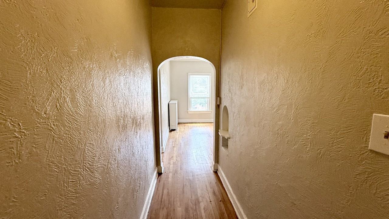 1601 E 14th Ave #12 - Photo 5 of 23