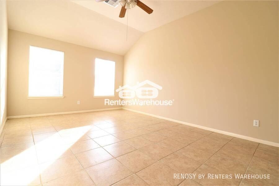 6803 Hayman Dr - Photo 3 of 9