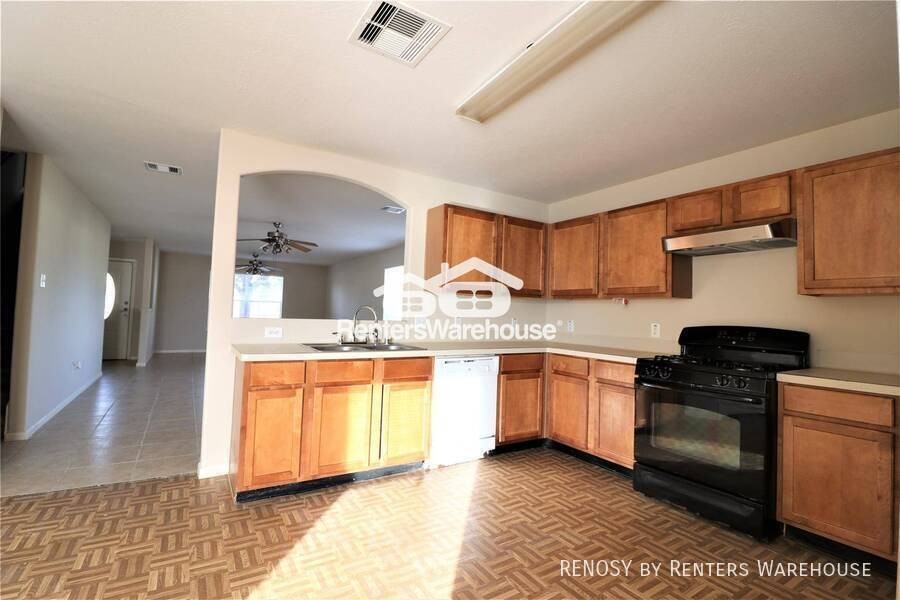 6803 Hayman Dr - Photo 5 of 9